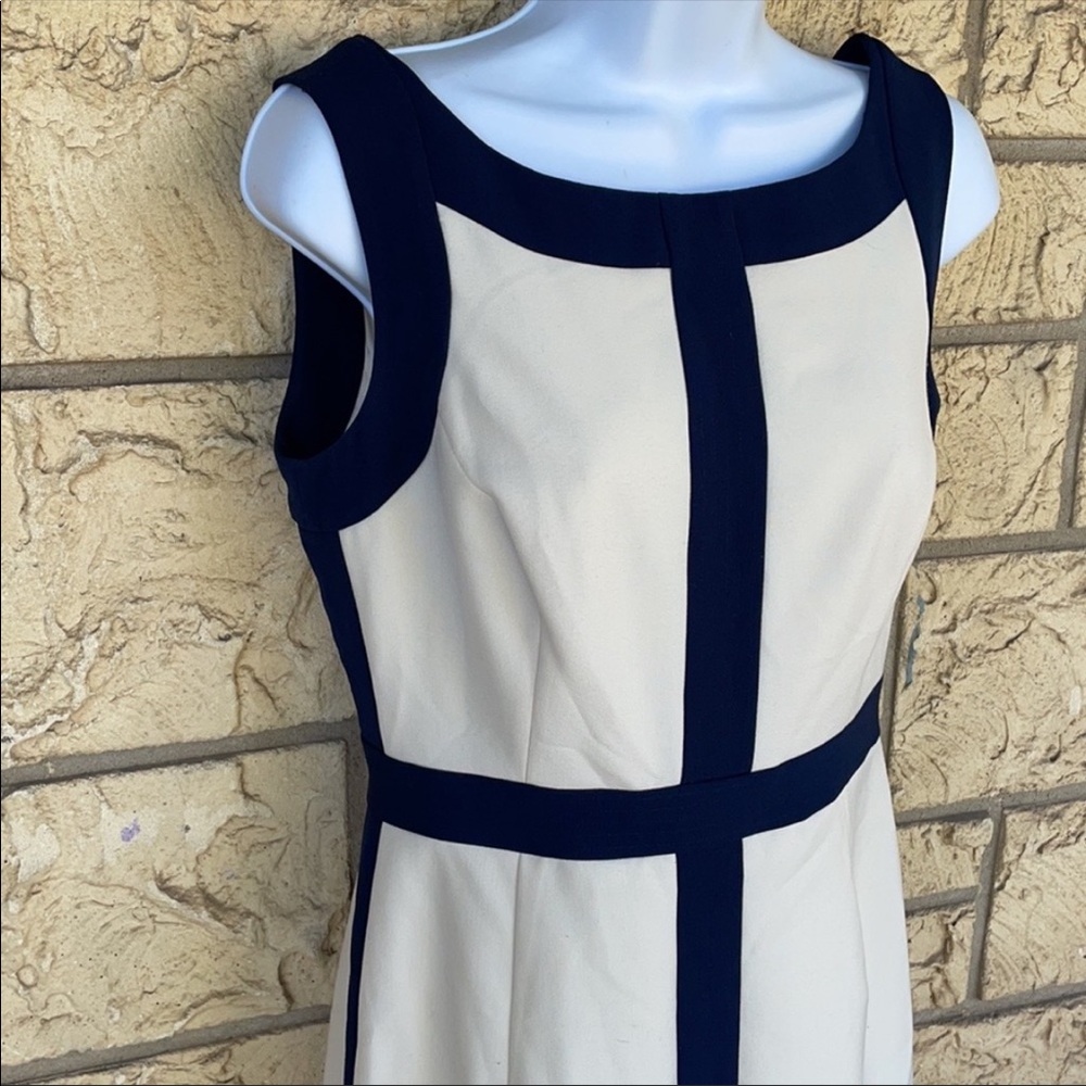Ellen Tracy Dress Navy Blue & Ivory Size 6 Casual career Formal - Picture 3 of 12